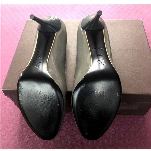 Stunning Louis Vuitton heels - Picture 3 of 4